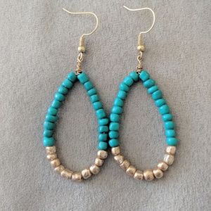 🔥HP🔥Handmade Turquiose/Gold Dangle Earrings